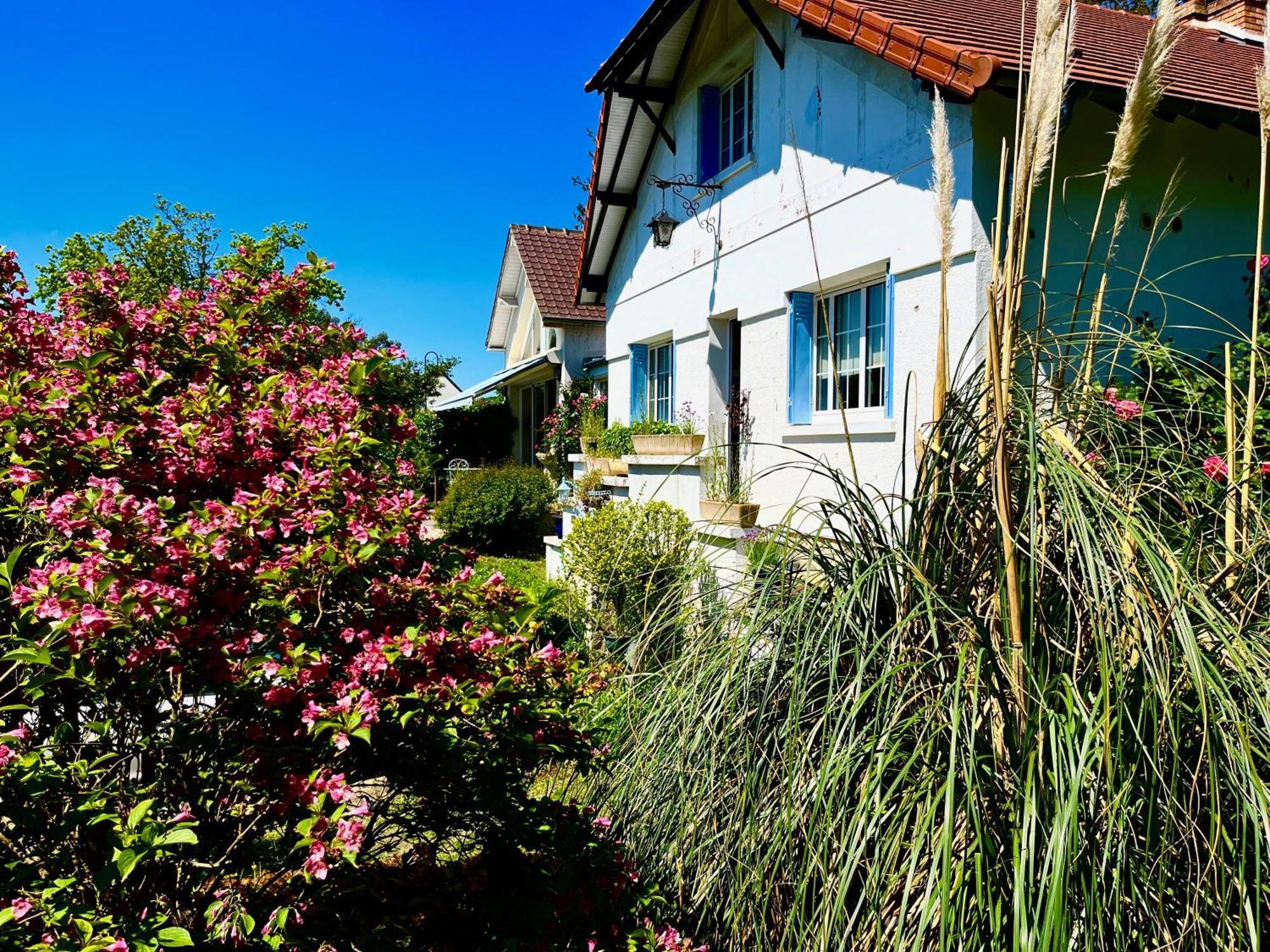 Hotel Le Jardin Enchante Giverny Esterno foto